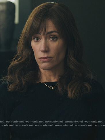 Wendy's gold ring link necklace on Billions