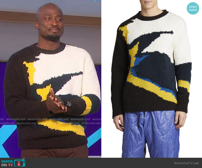 Tictoc Multicolor Knit Sweater by Dries Van Noten worn by Akbar Gbajabiamila  on The Talk