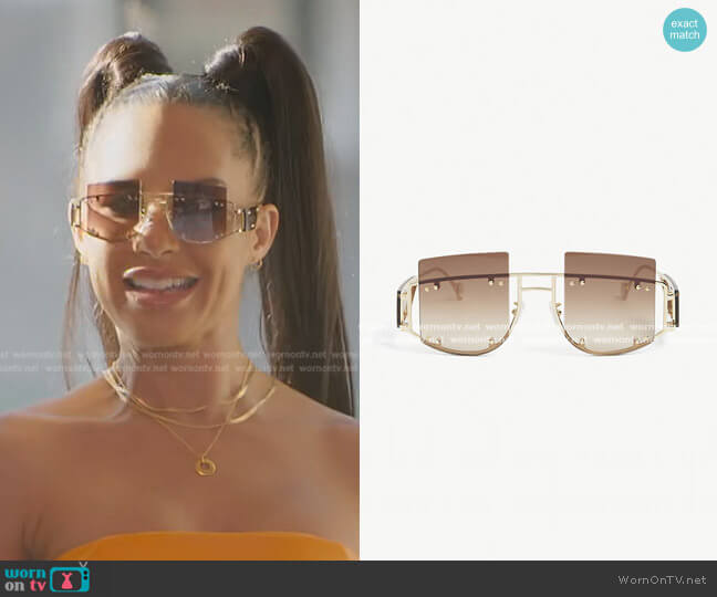 Antisocial Oversized Square-Frame Sunglasses by Fenty worn by Amanza Smith  on Selling Sunset