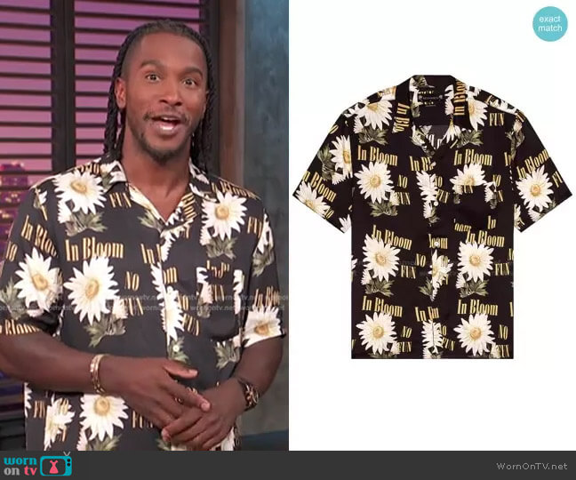 WornOnTV: Scott’s black floral short sleeve shirt on Access Hollywood ...