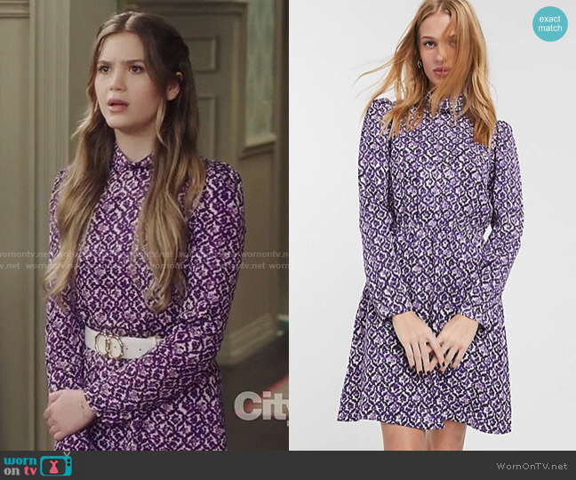 & Other Stories Floral Print High Neck Mini Dress in Purple worn by Orly Bremer (Kyla Kenedy) on Mr Mayor