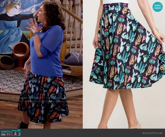 Varga Desert Rose Cactus Skirt worn by Kat Silver (Mayim Bialik) on Call Me Kat