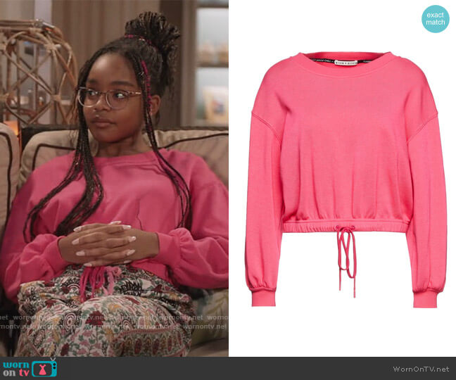 Bernetta cropped fleece sweatshirt by Alice + Olivia worn by Diane Johnson (Marsai Martin) on Black-ish