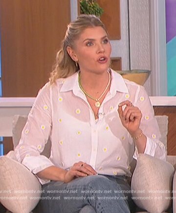 Amanda's white daisy sheer blouse on The Talk