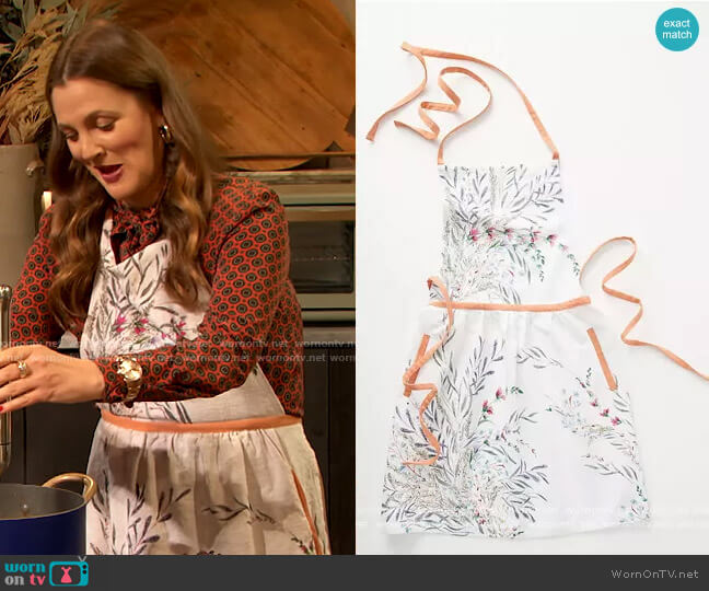 Printemps Apron by Anthropologie worn by Drew Barrymore  on The Drew Barrymore Show