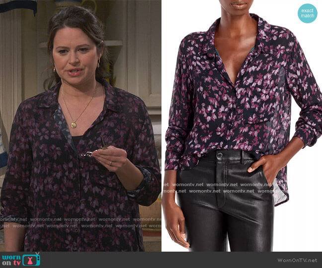 Printed Rounded Hem Shirt by Bella Dahl worn by Jen (Katie Lowes) on How We Roll