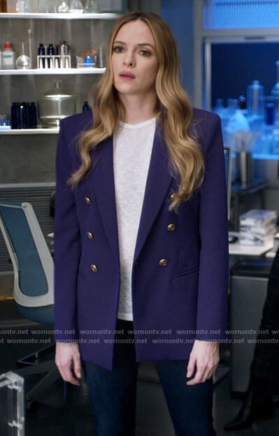 Caitlin’s purple blazer with gold buttons on The Flash