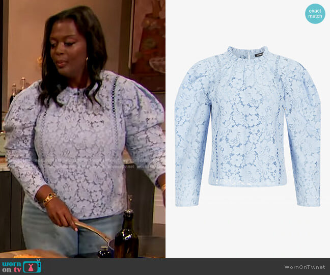 WornOnTV: Millie Peartree’s blue puff sleeve lace top on The Drew ...