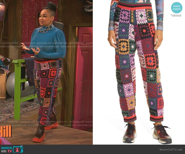 Mosaic Sweater Pants by Farm Rio worn by Raven Baxter (Raven-Symoné) on Ravens Home