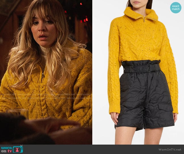 Ganni Cable Knit Sweater worn by Cassie Bowden (Kaley Cuoco) on The Flight Attendant