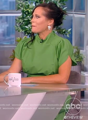 Stephanie Grisham's green short sleeve midi dress on The View