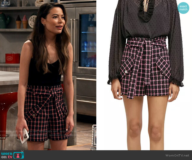 Maje Trite Plaid Shorts worn by Carly Shay (Miranda Cosgrove) on iCarly