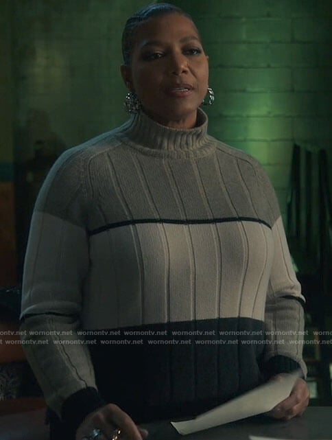 Robyn's grey colorblock sweater on The Equalizer