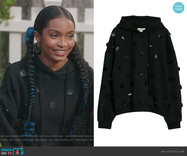 Dots Applique Cotton Hoodie by Shushu/Tong worn by Zoey Johnson (Yara Shahidi) on Black-ish