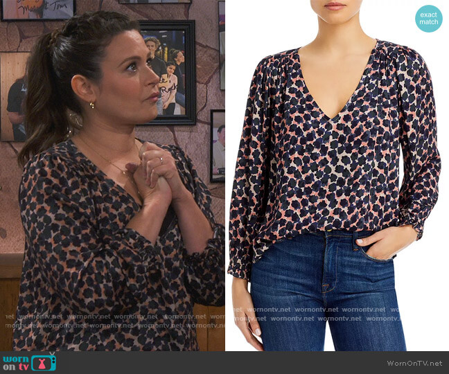 Hadlee Printed Top by Velvet by Graham & Spencer worn by Jen (Katie Lowes) on How We Roll