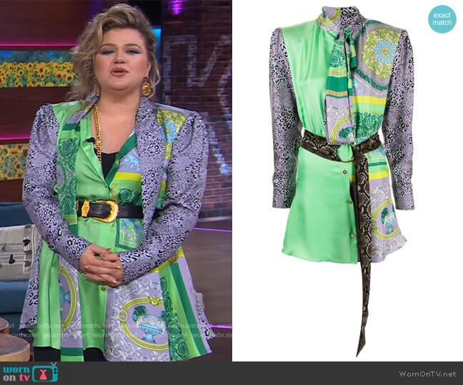 Barocco Patchwork print mini dress by Versace worn by Kelly Clarkson on The Kelly Clarkson Show