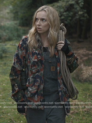 Villanelle's camo print utility jacket on Killing Eve