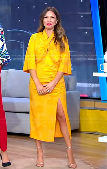 Melissa Garcia’s yellow twist top and ruched skirt on Good Morning America