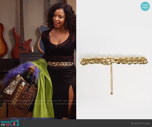 Aldo Wea Belt worn by Wickie Roy (Renée Elise Goldsberry) on Girls5eva