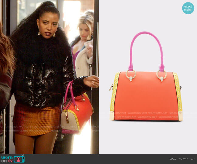 Aldo Ybadolla Bag worn by Wickie Roy (Renée Elise Goldsberry) on Girls5eva