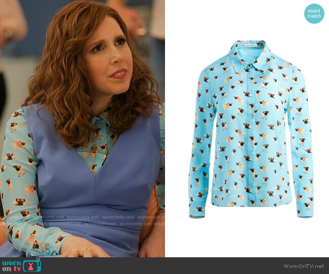Alice + Olivia Willa Pug Shirt worn by Joanna Gold (Vanessa Bayer) on I Love That For You