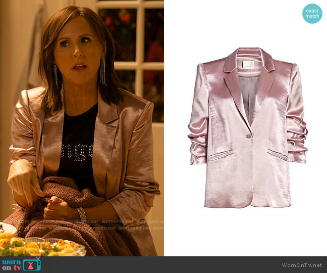 Cinq a Sept Kylie Blazer worn by Jackie Stilton (Molly Shannon) on I Love That For You