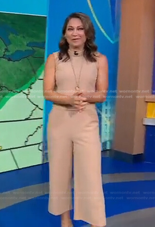 Ginger's beige cropped top and pants on Good Morning America