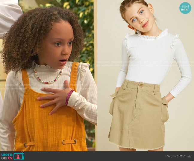 Ribbed Ruffle Mock Neck Long Sleeve Top by Hayden Girls worn by Alice Baxter (Mykal-Michelle Harris) on Ravens Home