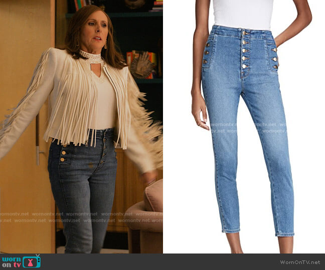 WornOnTV: Jackie’s white fringed jacket and button detail jeans on I ...