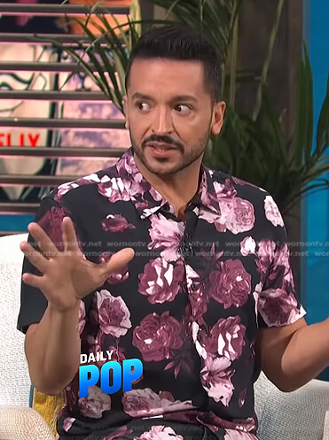 Jai Rodriguez’s black floral shirt on E! News Daily Pop