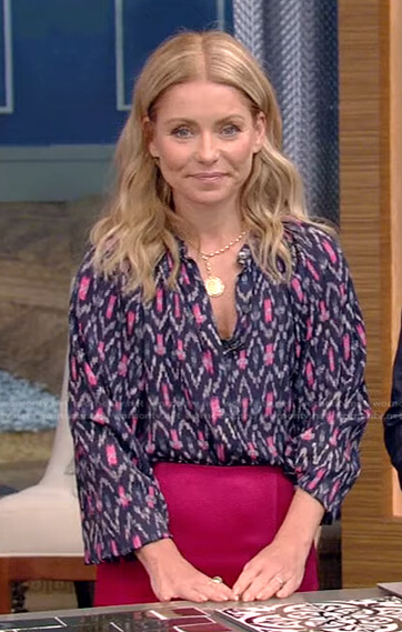 Kelly’s navy print blouse and pink skirt on Live with Kelly and Ryan