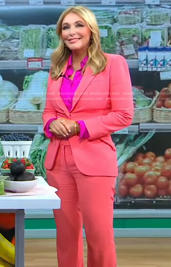 Dr. Kellyann Petrucci’s pink blazer and pants on Good Morning America