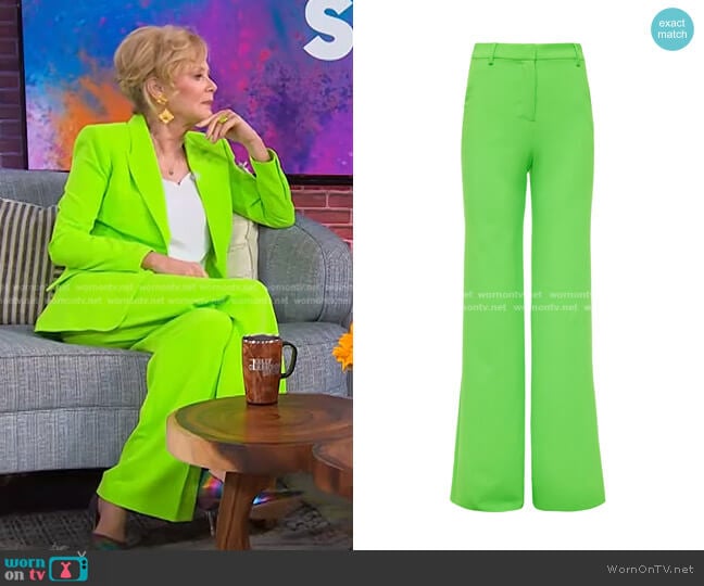 Pilar Pant by L'Agence worn by Jean Smart on The Kelly Clarkson Show