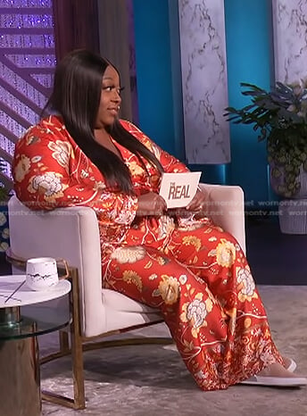 Loni's red floral print jumpsuit on The Real