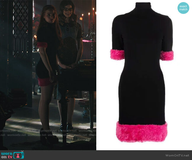 Contrasting-trim Knitted Dress by Moschino worn by Cheryl Blossom (Madelaine Petsch) on Riverdale