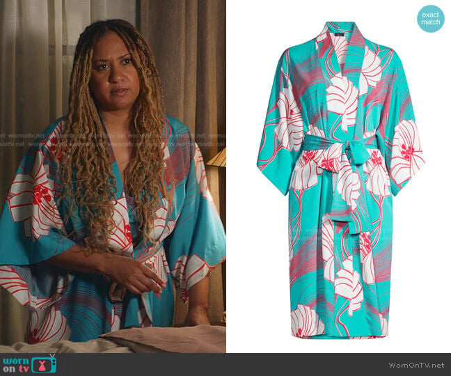 Graphic Floral Robe by Natori worn by Karen Wilson (Tracie Thoms) on 9-1-1