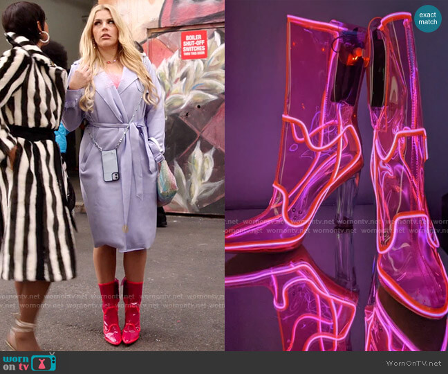 Neon Cowboys Out Past Midnight Boots worn by Summer Dutkowsky (Busy Philipps) on Girls5eva