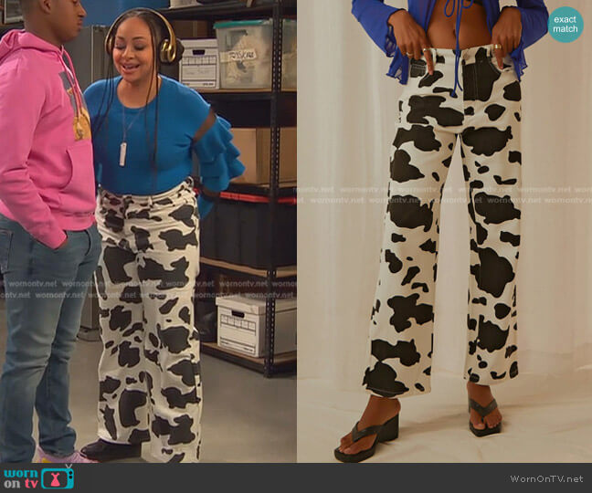 Kendall Pants by Peppermayo worn by Raven Baxter (Raven-Symoné) on Ravens Home