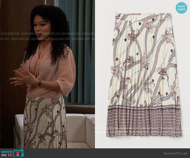 Pleated Skirt by H&M worn by Portia Robinson (Brook Kerr) on General Hospital