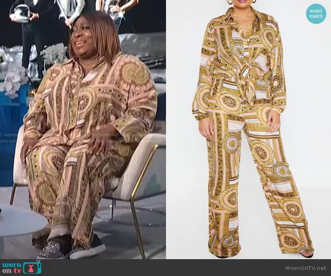Multi Chain Print Oversized Shirt and Pants by Pretty Little Thing worn by Loni Love  on E! News