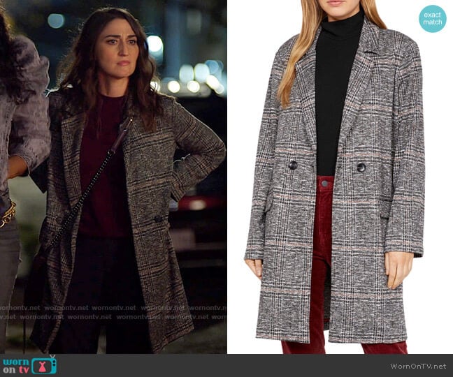 Sanctuary Carlyle Plaid Coat worn by Dawn Solano (Sara Bareilles) on Girls5eva