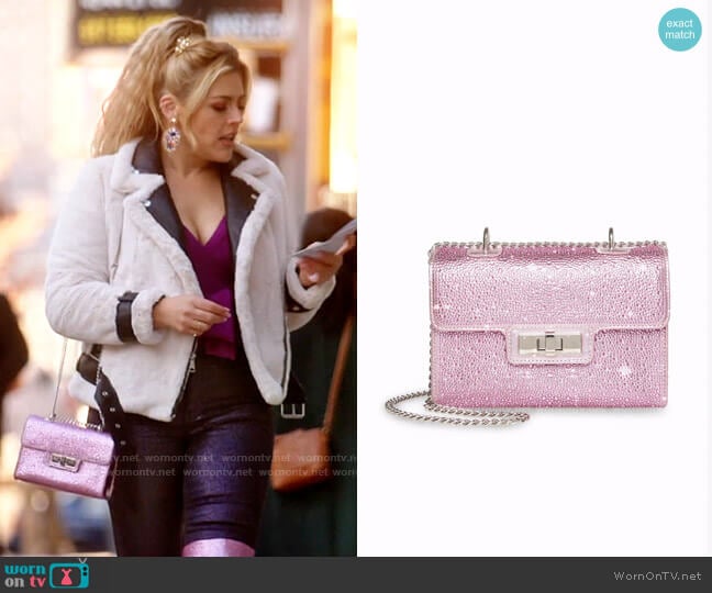 Steve Madden Bmarvel Bag worn by Summer Dutkowsky (Busy Philipps) on Girls5eva