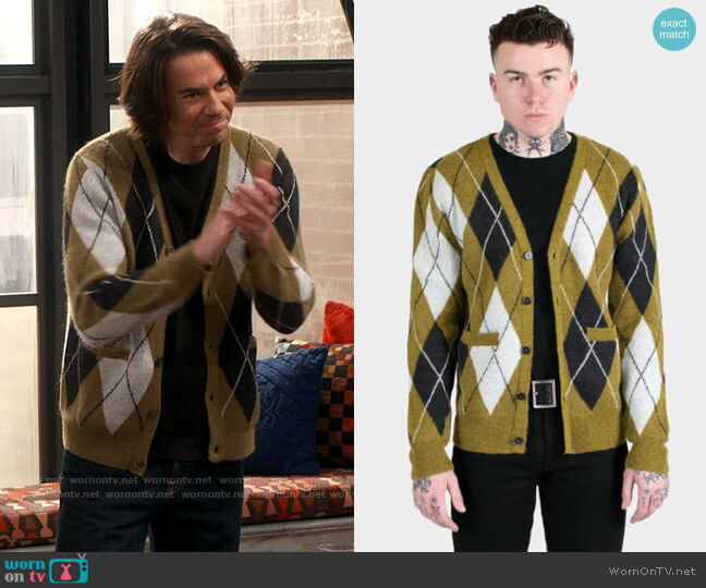 Straight To Hell Apparel Miles Cardigan worn by Spencer Shay (Jerry Trainor) on iCarly