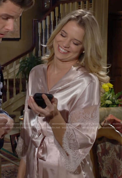 Summer’s blush pink lace trim robe on The Young and the Restless