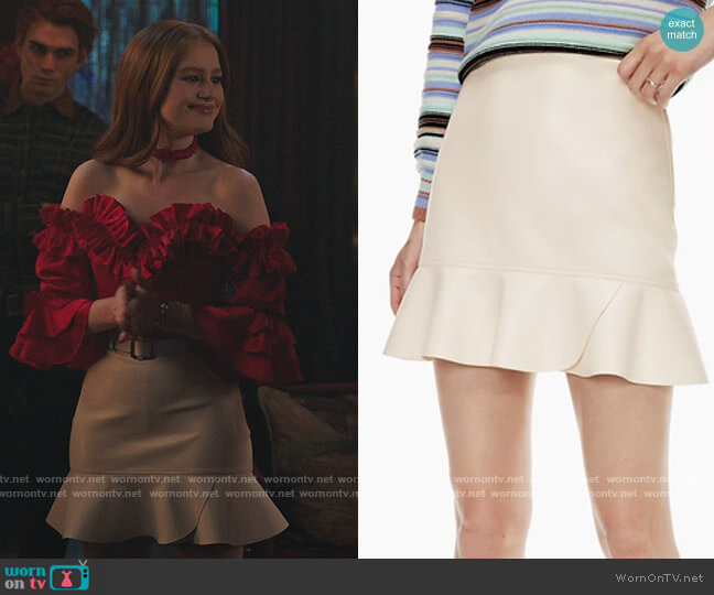 Paradox Skirt by Wilfred by Aritzia worn by Cheryl Blossom (Madelaine Petsch) on Riverdale