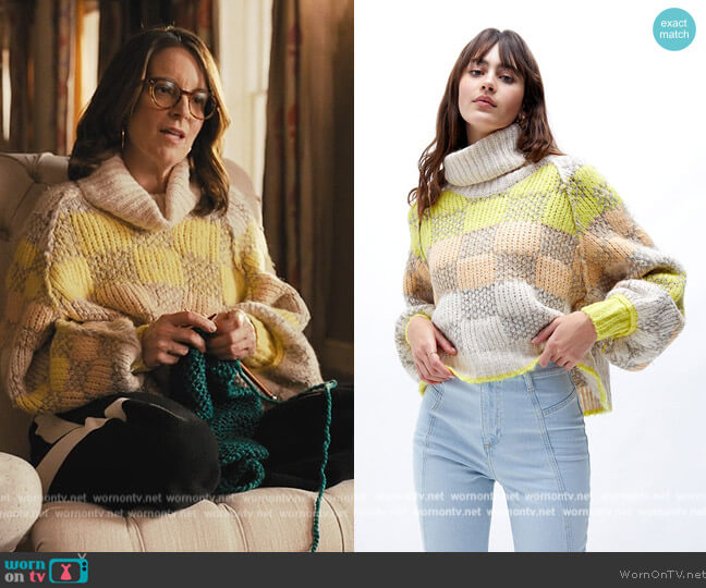 Check Me Out Sweater by Free People worn by Tina Fey on Only Murders in the Building