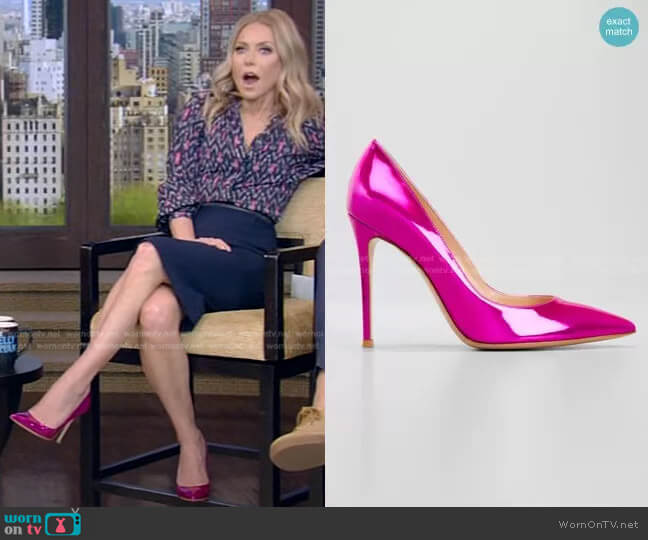 Mirror Calfskin Stiletto Pumps by Gianvito Rossi worn by Kelly Ripa  on Live with Kelly & Ryan
