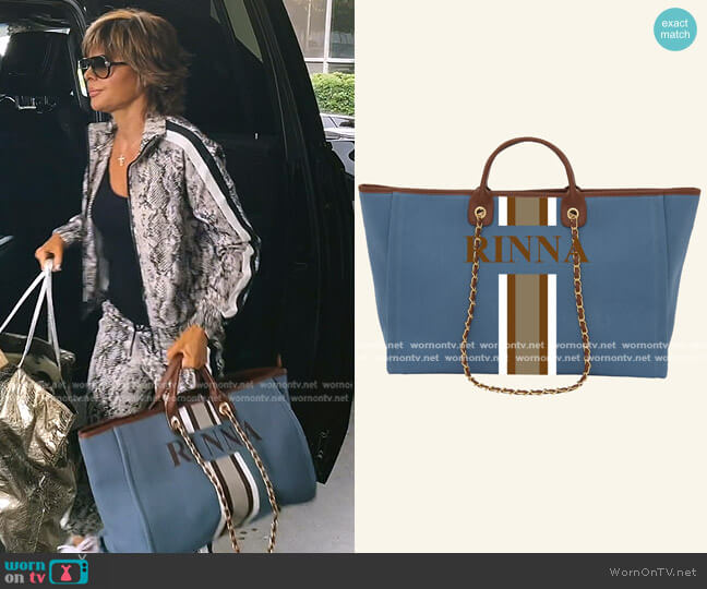 Lily and bean Weekend Jumbo Bag worn by Lisa Rinna as seen in The Real  Housewives of Beverly Hills (S12E05)