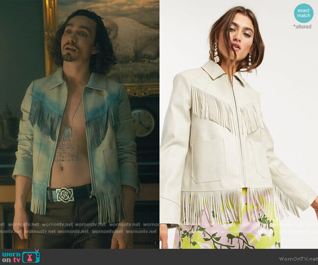 Fringed Faux Leather Jacket by Topshop worn by Robert Sheehan on The Umbrella Academy worn by Klaus Hargreeves (Robert Sheehan) on The Umbrella Academy