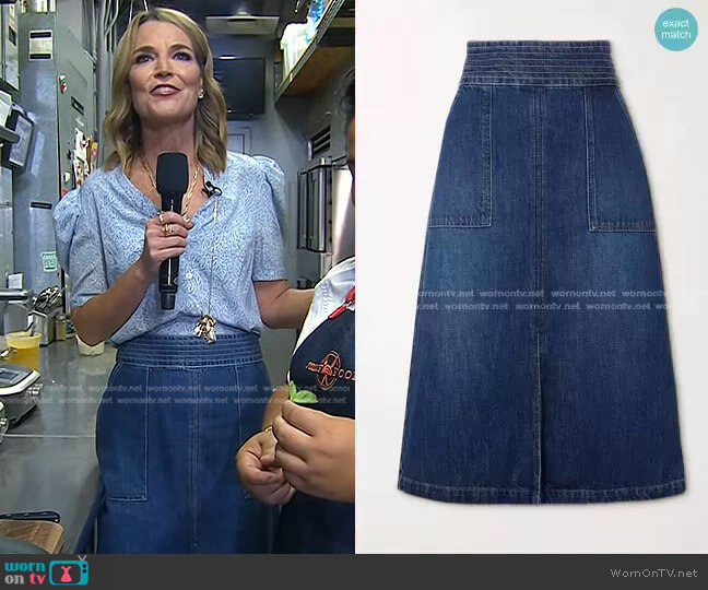 WornOnTV: Savannah’s blue print puff sleeve top and denim skirt on ...